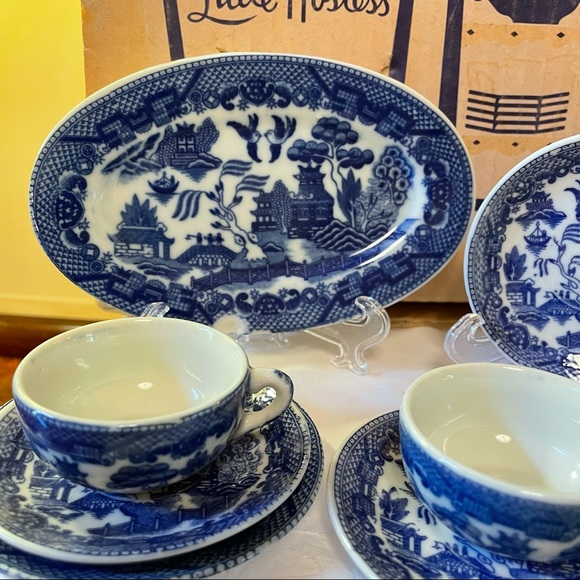 RARE 1950’s SEARS AND ROEBUCK “BLUE WILLOW” LITTLE HOSTESS DISHES FOR PLAYTIME - Picture 8 of 15